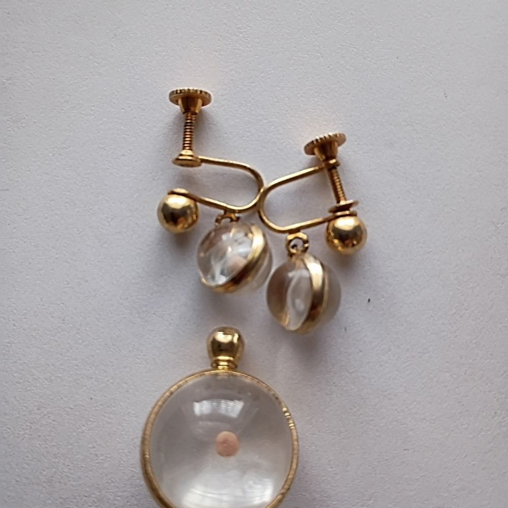 Vintage Mustard Seed Pendant And Screw Back Earring Set
